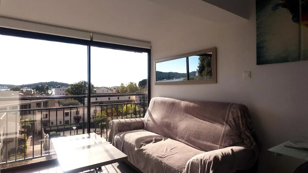 Les Jardins D'Alizarine Apartment La Seyne-sur-Mer 0*,